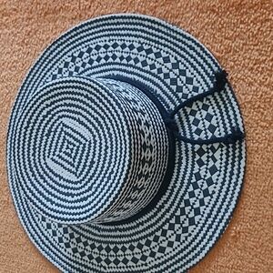 Black and White Patterned Straw Hat